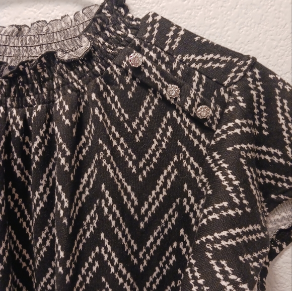 Adrienne Vittadini Flutter Sleeve Pullover Top Size 3X Black & White - Picture 2 of 8